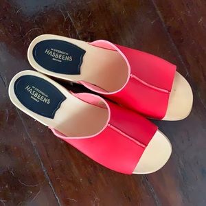 Brand new, unworn Swedish Hasbeens slides.